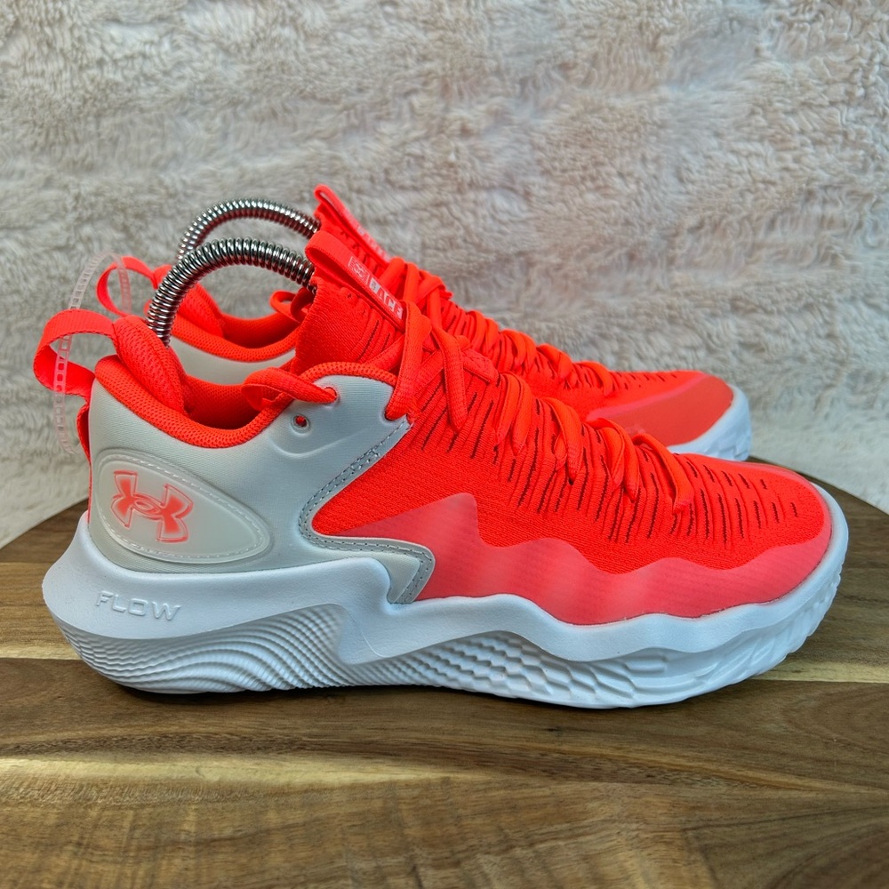 Under Armour W Flow Ace Low UA Beta Red Women Sz 8 Volleyball Shoes 3027084-600